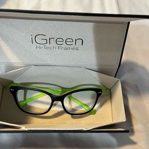 I Green optical frames with interchangeable temples